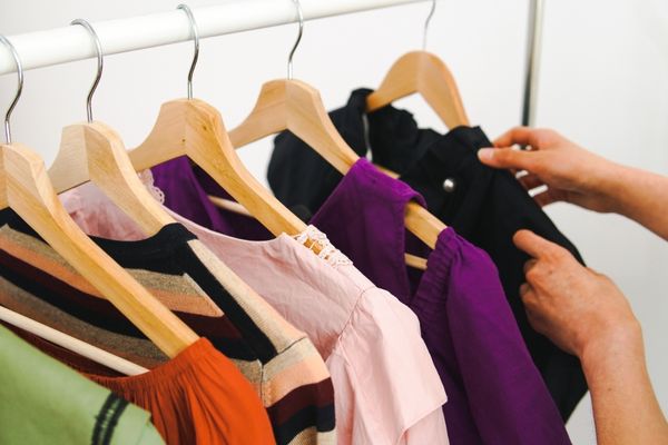 Leia mais sobre o artigo Roupas populares no atacado para revender